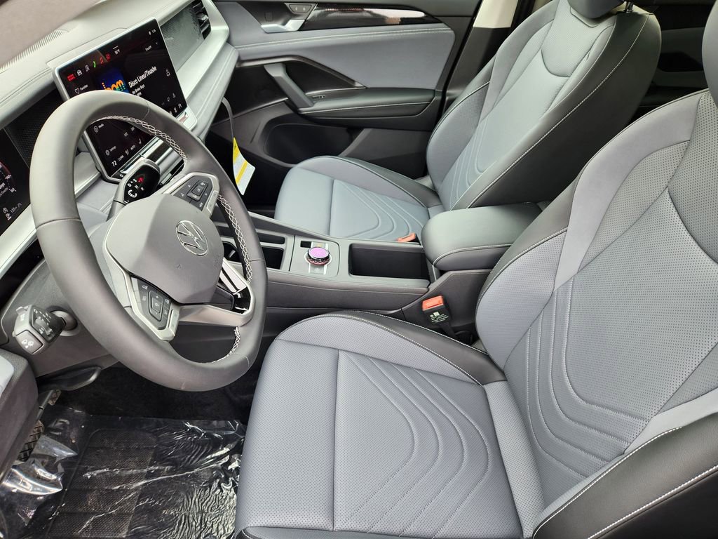 New 2026 Volkswagen Tiguan SE AWD/4WD image 10