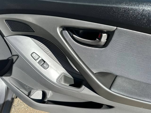 Used 2012 Hyundai Elantra GLS w/ Preferred Pkg 3 FWD image 20