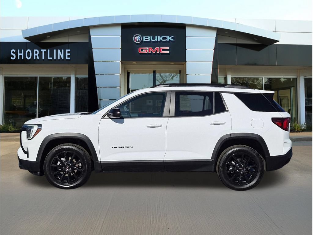 Used 2026 GMC Terrain Elevation w/ Elevation Premium Package AWD/4WD image 6
