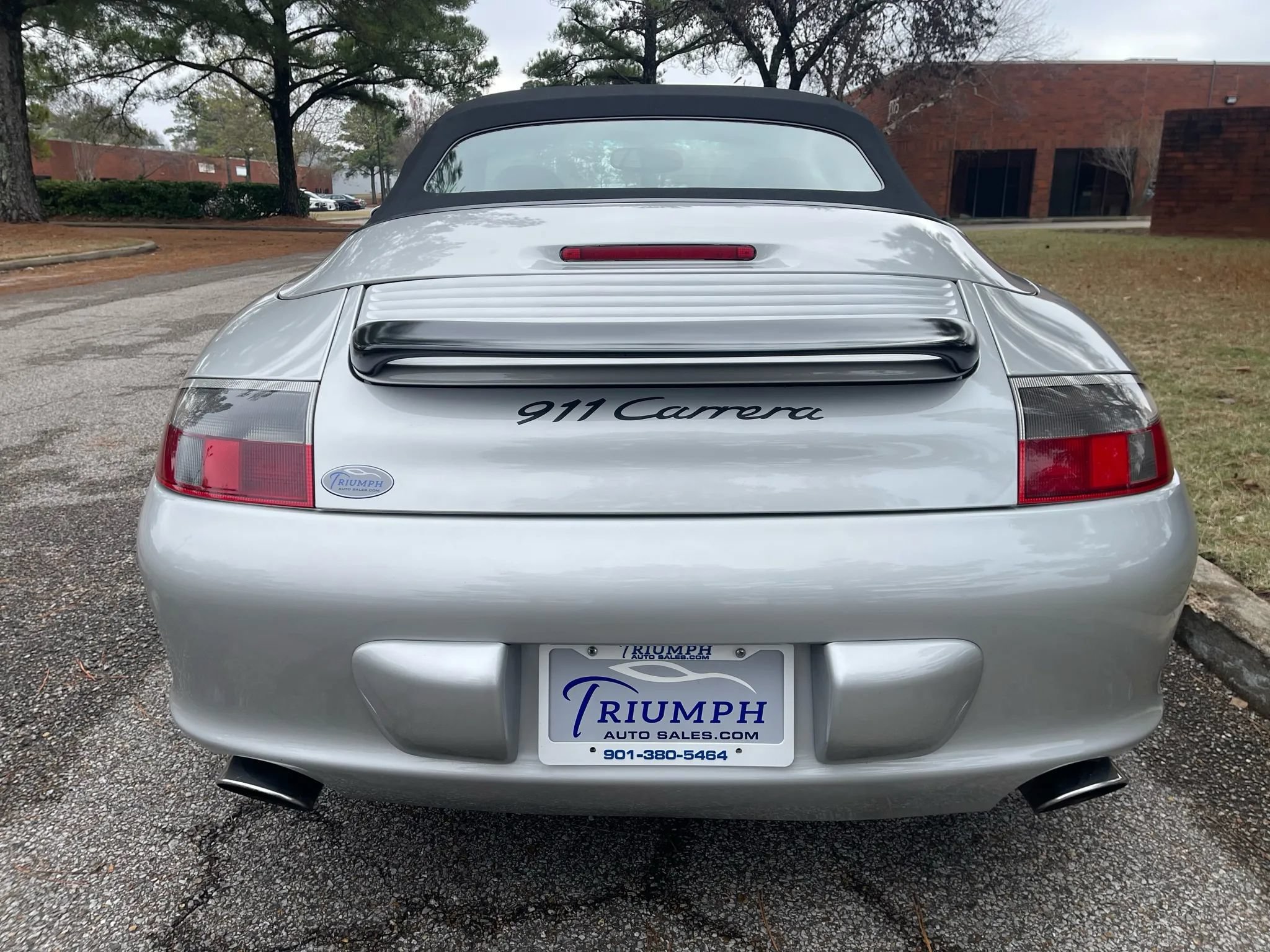 Used 2002 Porsche 911 Cabriolet image 6