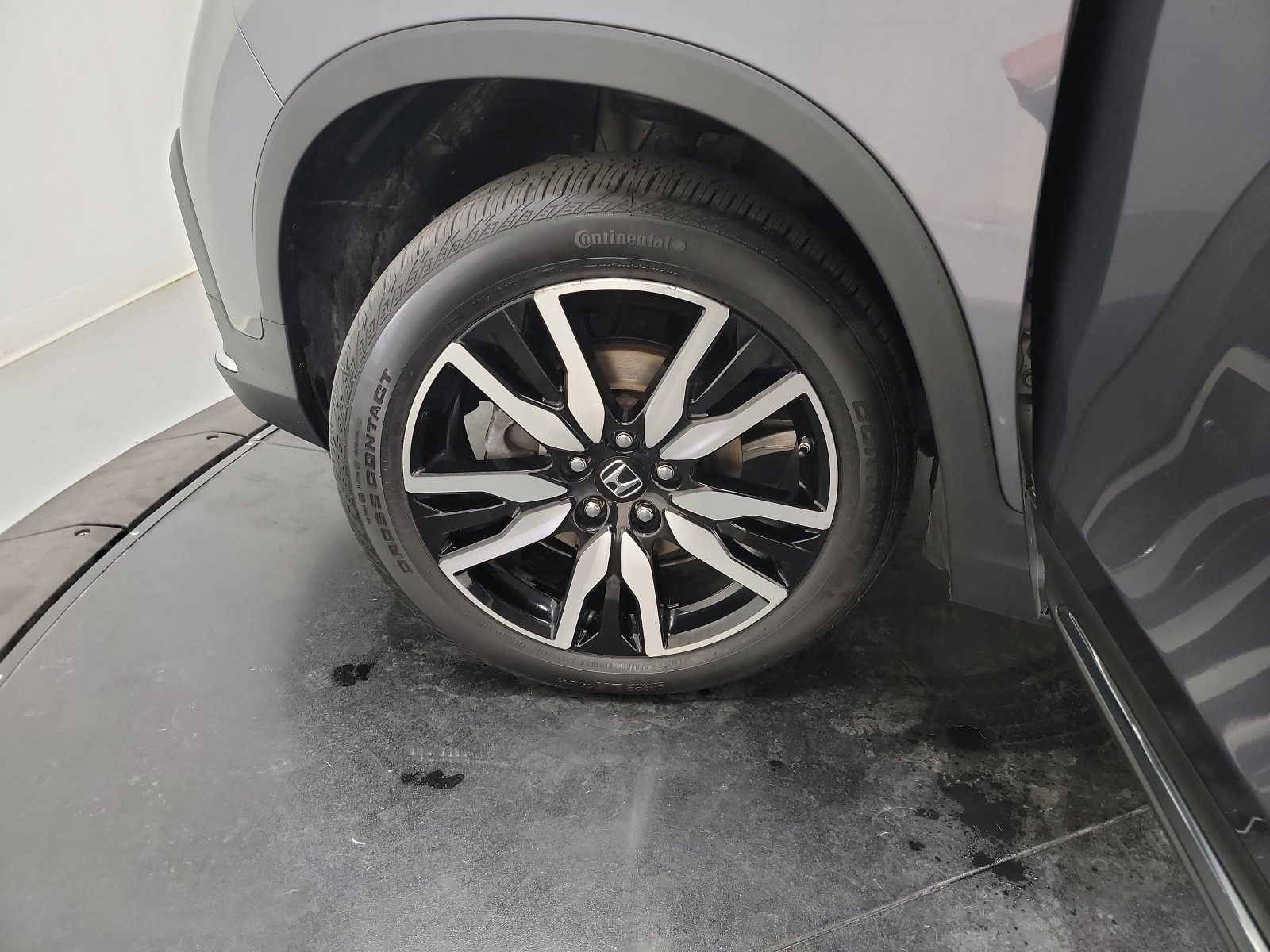 Certified 2022 Honda Pilot Touring image 30