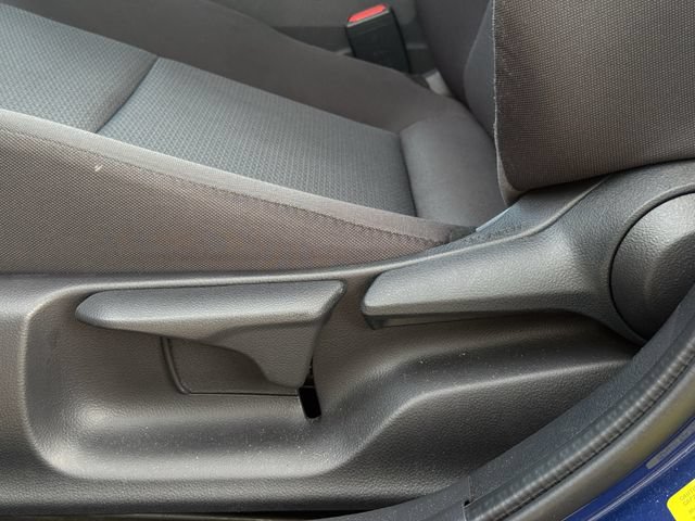 Used 2025 Toyota Prius LE FWD image 26
