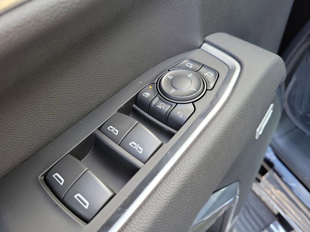 New 2025 GMC Sierra 3500 SLT w/ SLT Premium Package image 19
