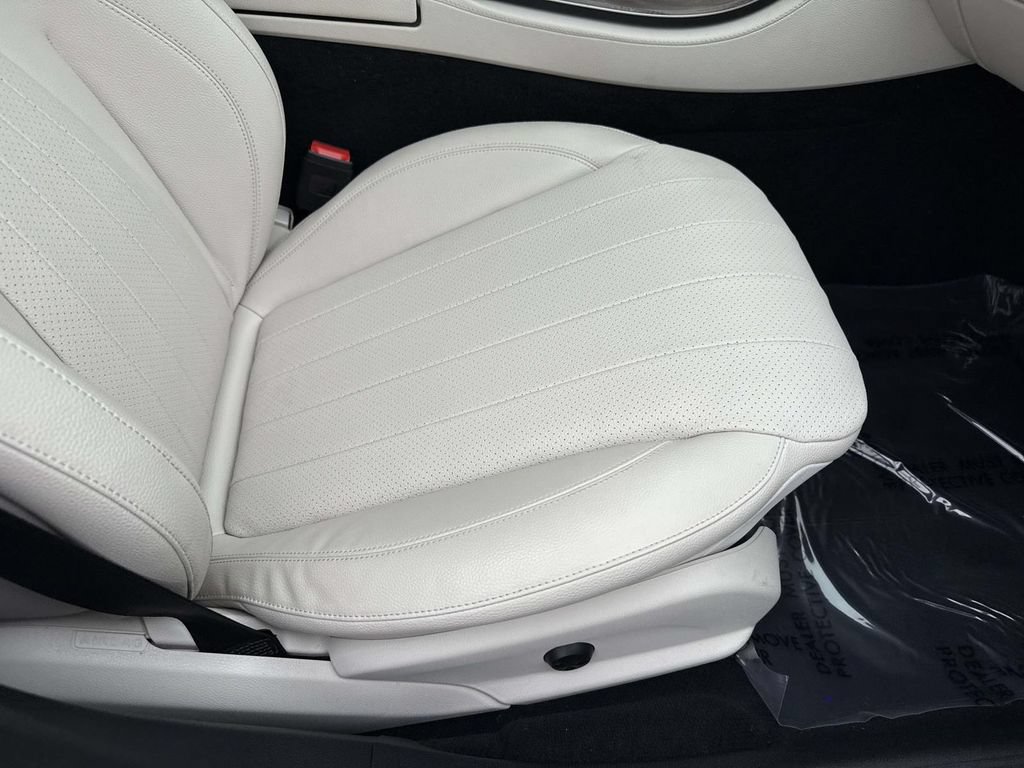 Used 2023 Mercedes-Benz E 350 4MATIC Sedan image 28