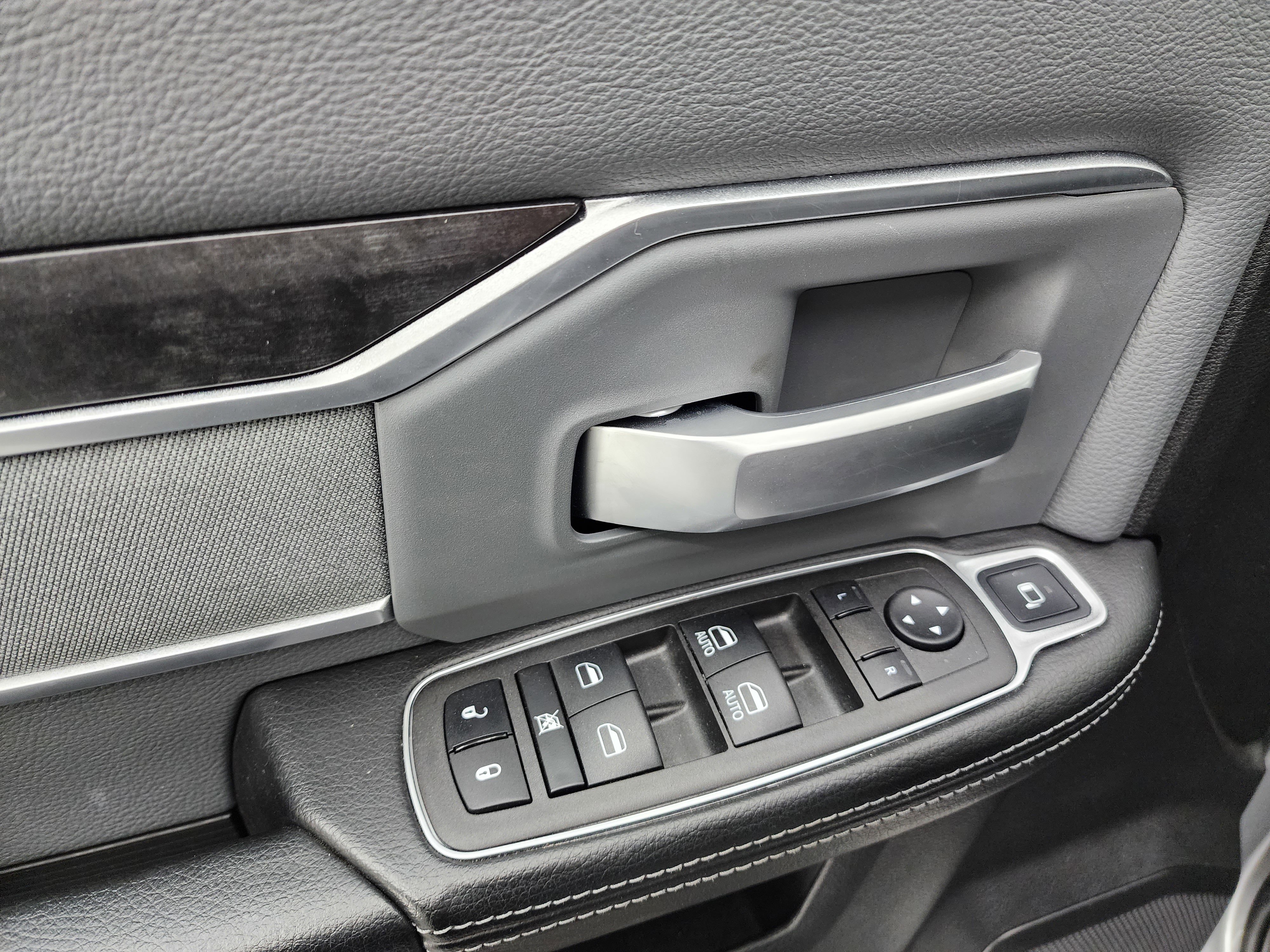 Used 2023 RAM 2500 Big Horn w/ Snow Chief Group image 39