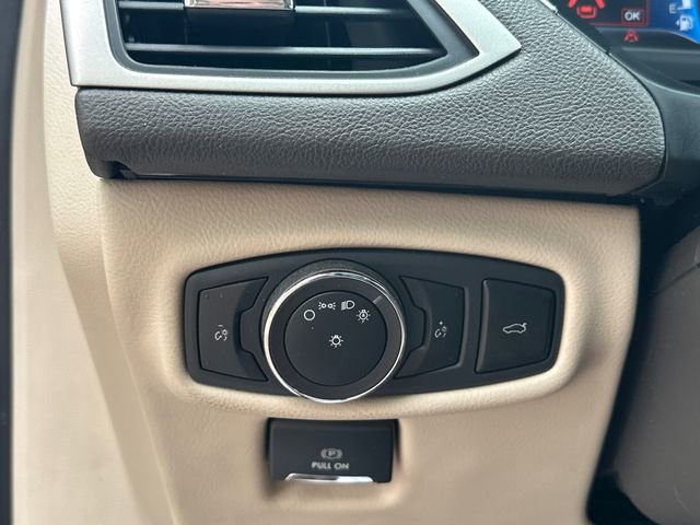 Used 2019 Lincoln MKZ Reserve FWD image 26