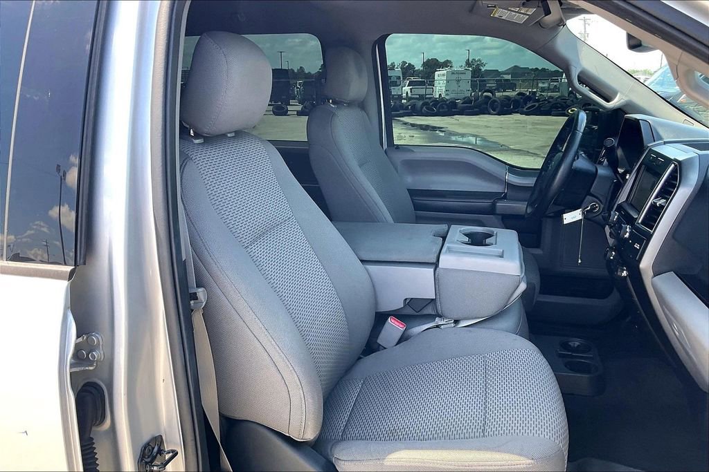 Used 2016 Ford F150 XLT w/ Equipment Group 302A Luxury RWD image 30