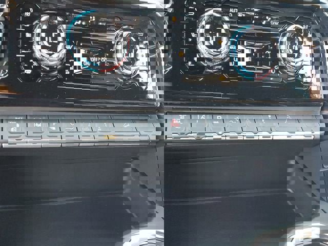 New 2026 GMC Sierra 2500 Denali w/ Denali Reserve Package image 25