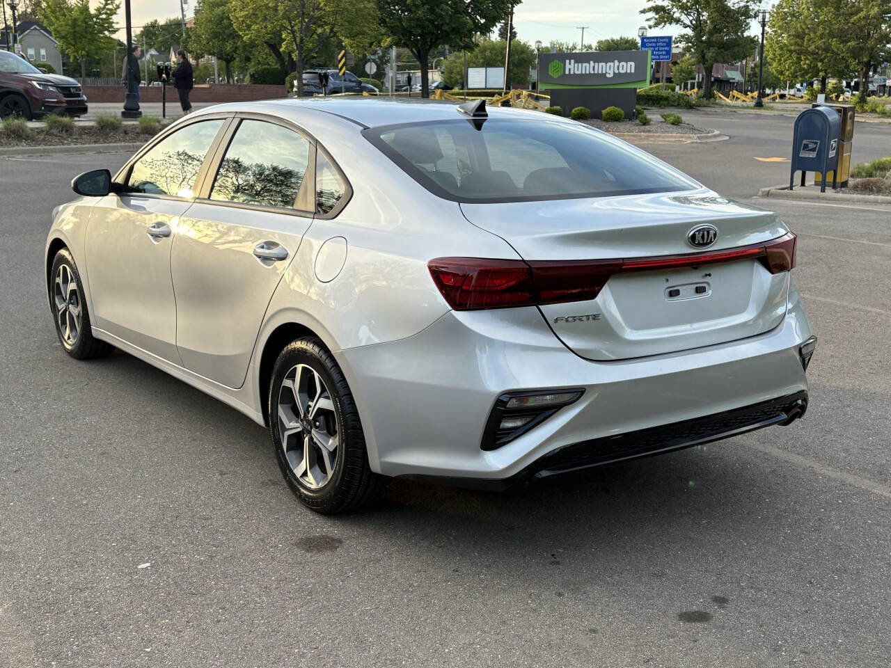 Used 2021 Kia Forte LXS image 14