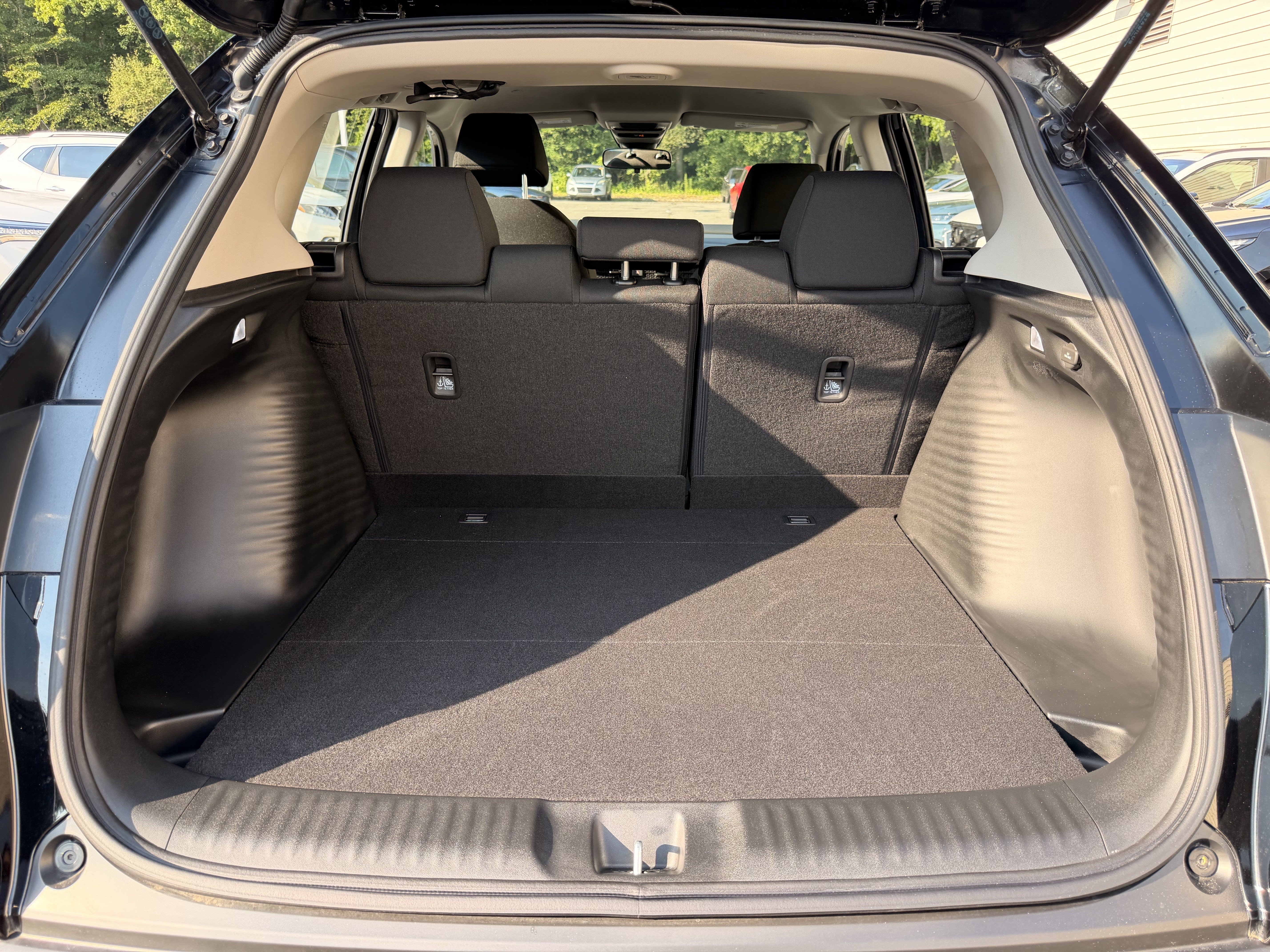 Certified 2024 Honda HR-V LX image 30