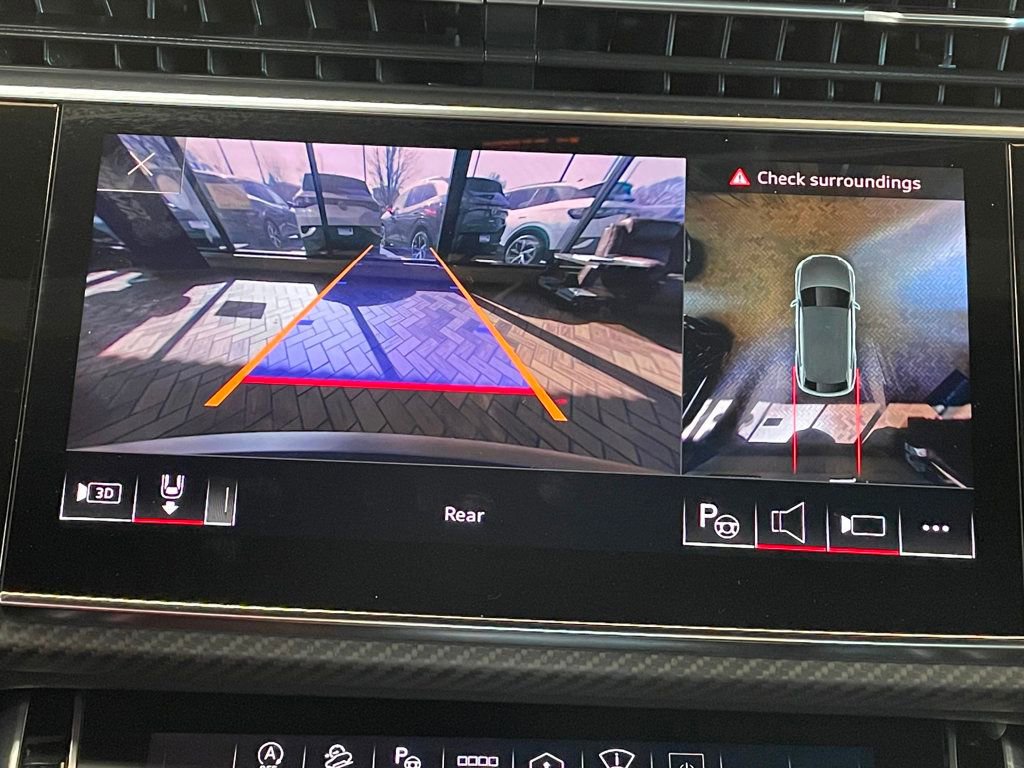 Used 2023 Audi RS Q8 w/ Black Optic Package image 36