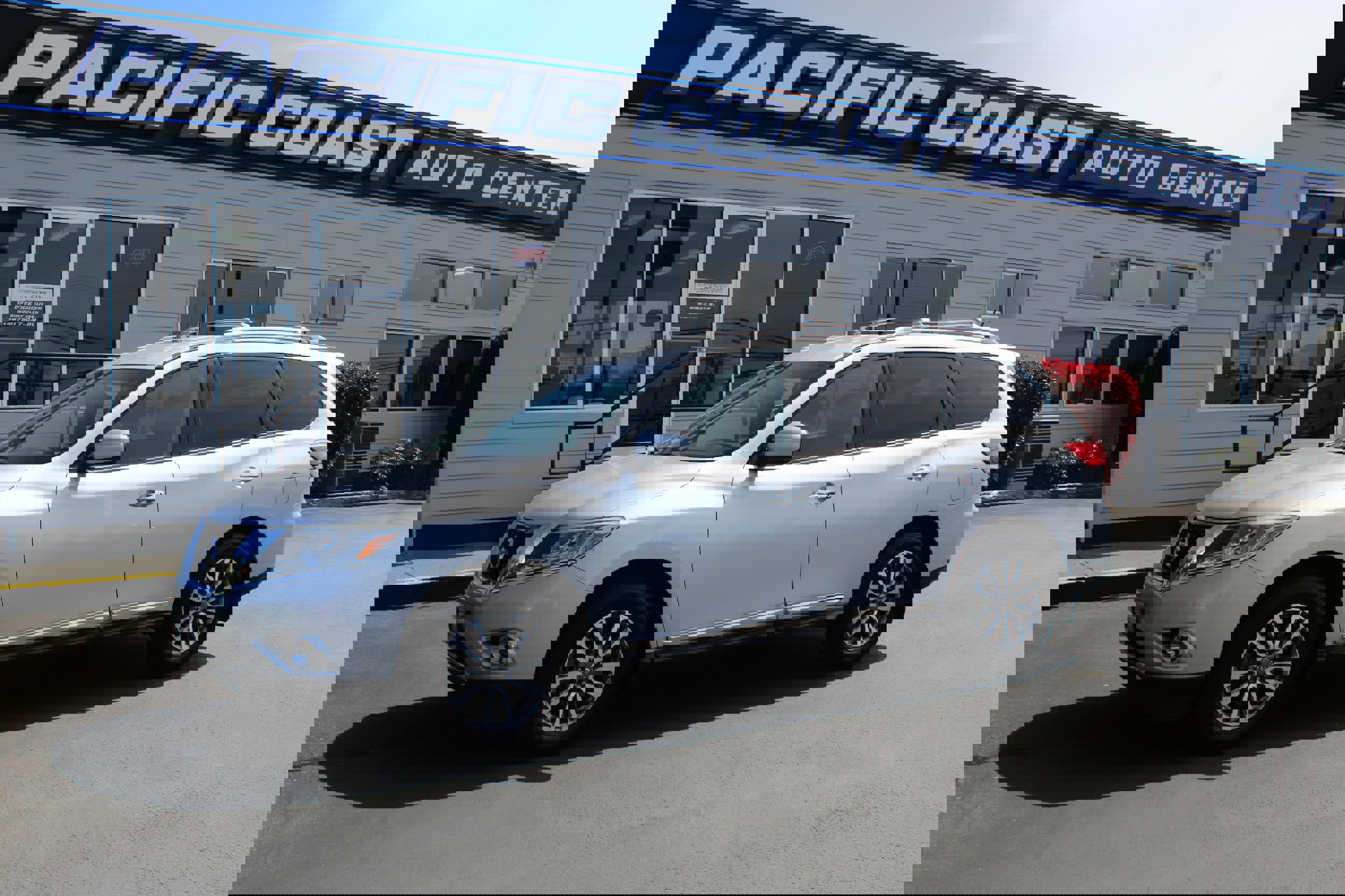 Used 2013 Nissan Pathfinder SL w/ Cargo Pkg