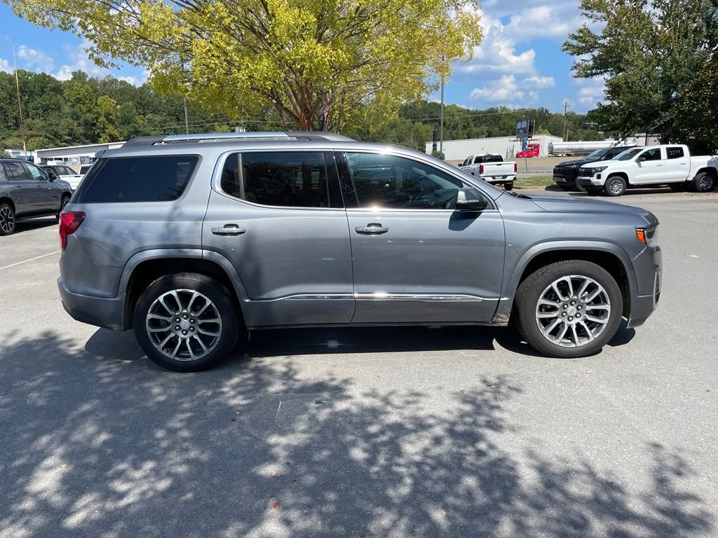 Used 2021 GMC Acadia Denali w/ Denali Ultimate Package AWD/4WD image 9