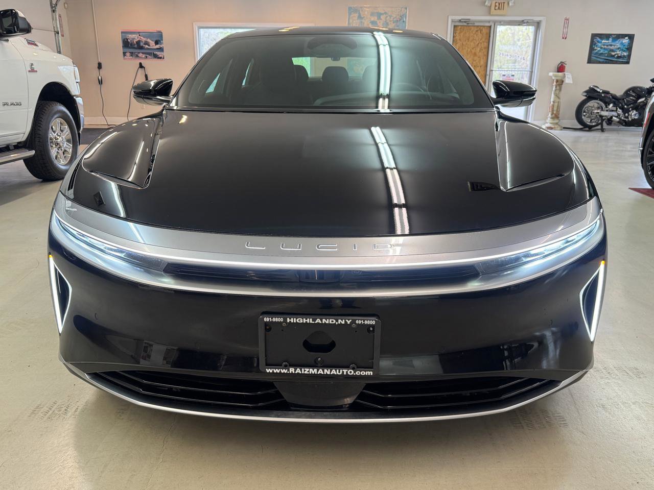 Used 2023 Lucid Air Touring AWD/4WD image 26