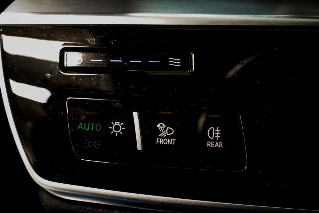 Used 2023 Audi S8 image 41