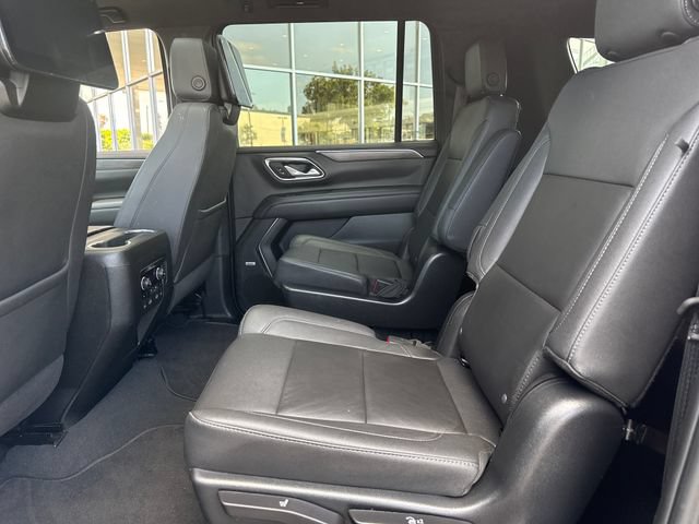 Certified 2023 Chevrolet Suburban Z71 w/ Luxury Package AWD/4WD image 24