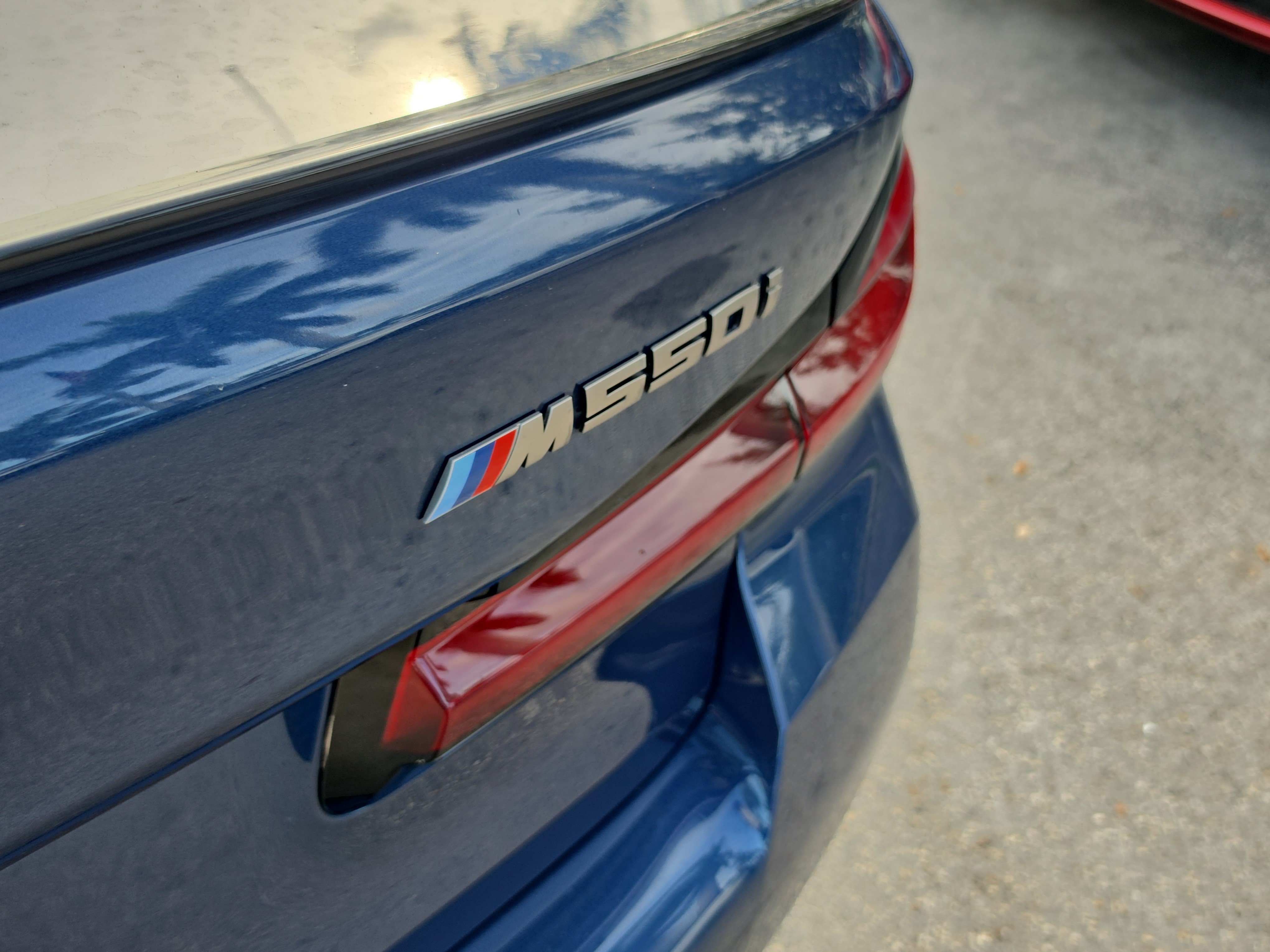 Used 2023 BMW M550i xDrive w/ Executive Package AWD/4WD image 5