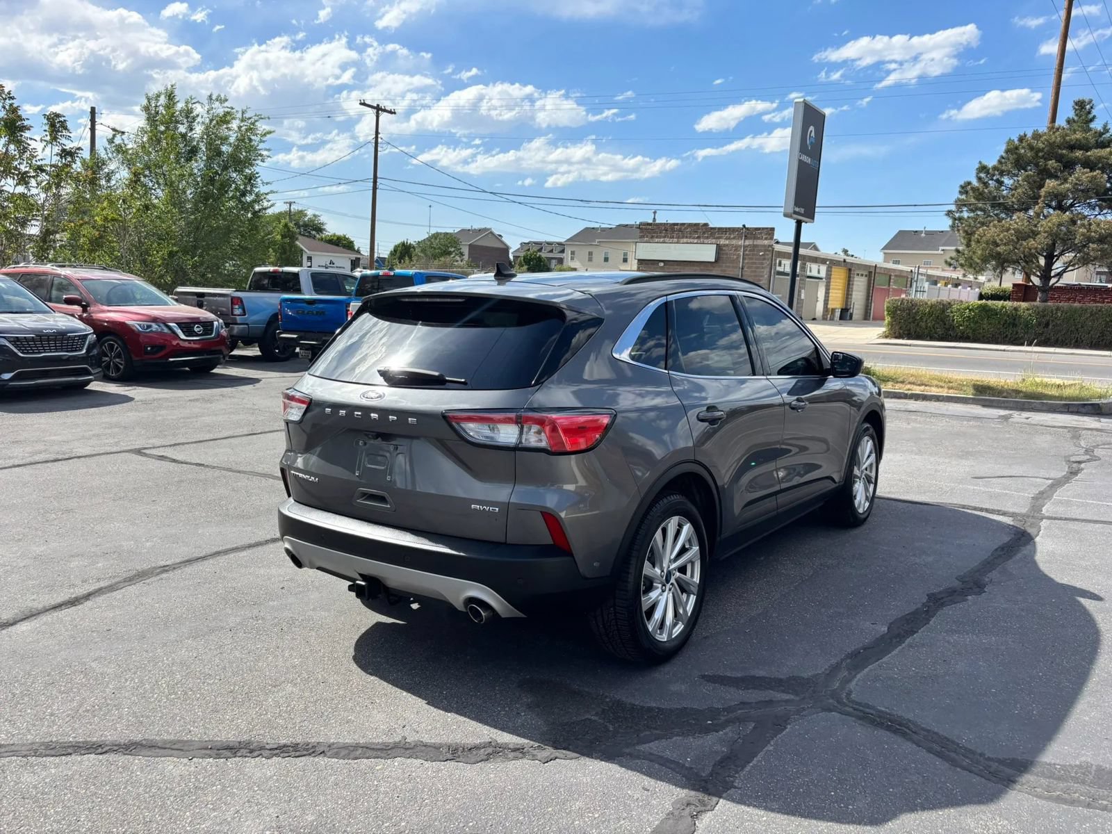 Used 2021 Ford Escape Titanium w/ Titanium Elite Package AWD/4WD image 5