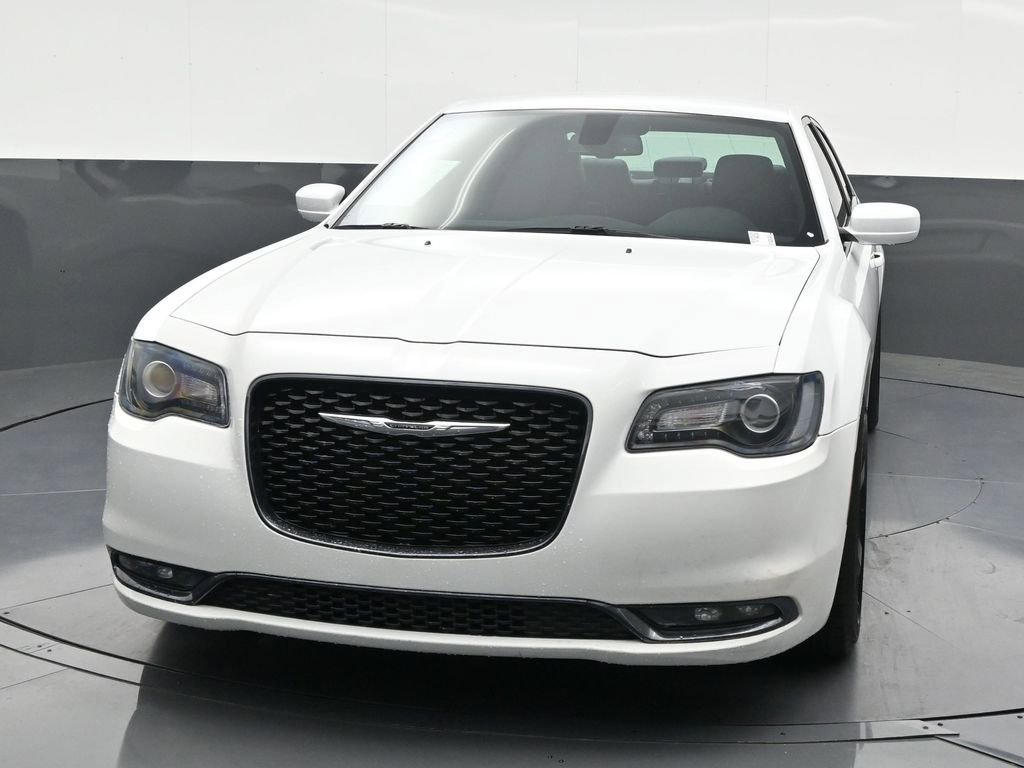 Used 2020 Chrysler 300 S image 9