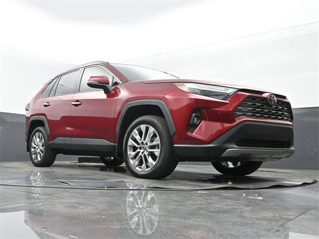 Used 2024 Toyota RAV4 Limited image 9