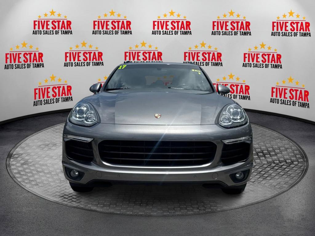 Used 2017 Porsche Cayenne S AWD/4WD image 2