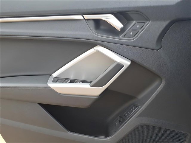 Used 2023 Audi Q3 2.0T Premium image 14