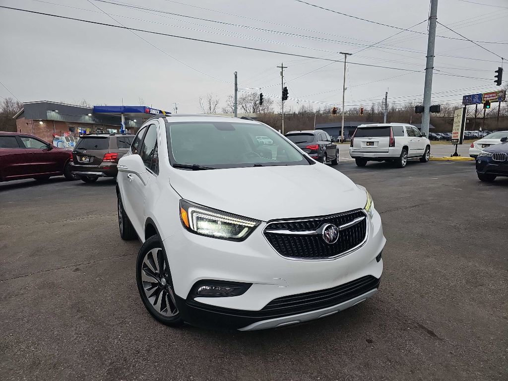 Used 2018 Buick Encore Essence image 1