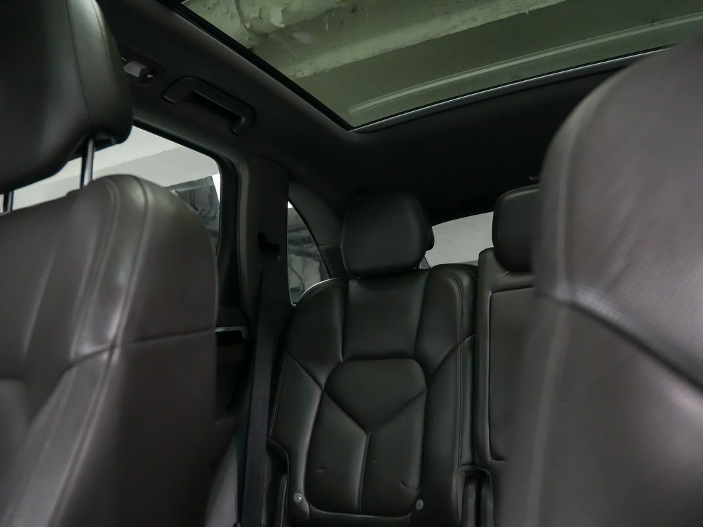 Used 2016 Porsche Cayenne S image 34