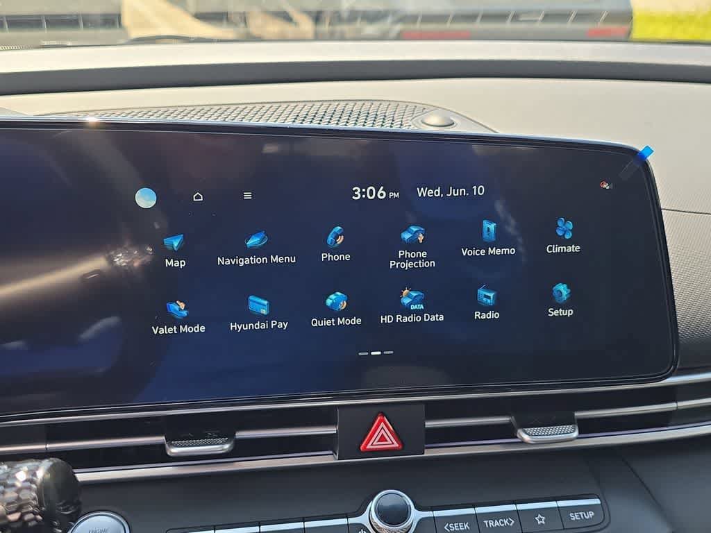 New 2026 Hyundai Elantra Limited FWD image 30
