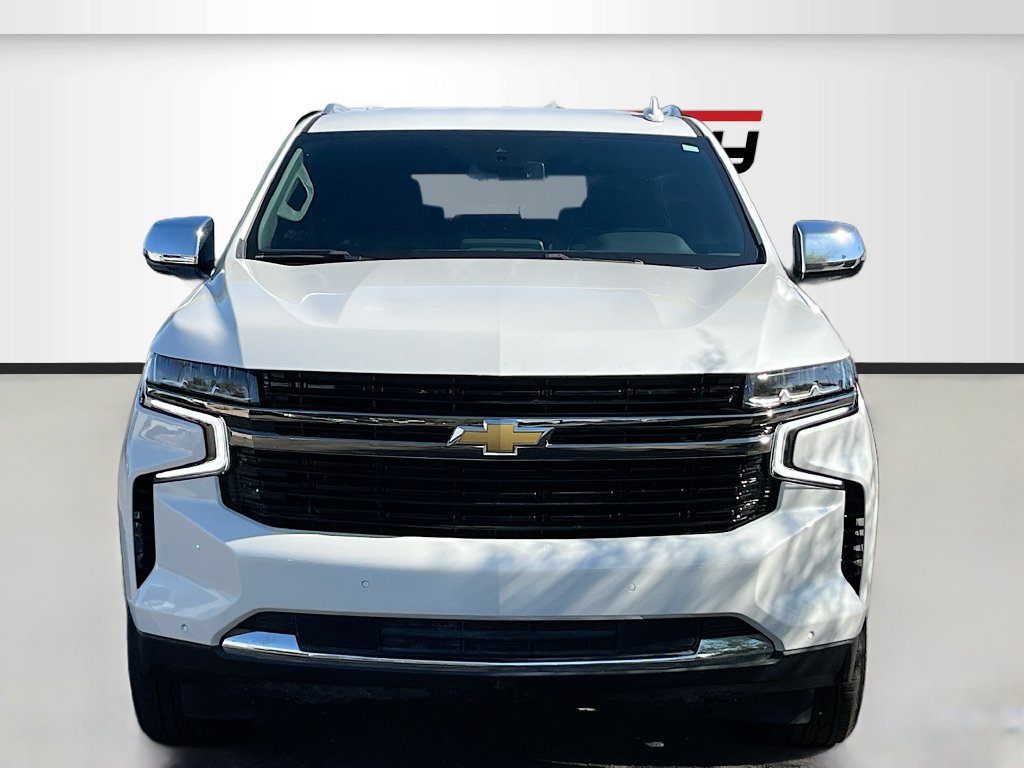 Used 2023 Chevrolet Suburban Premier RWD image 2