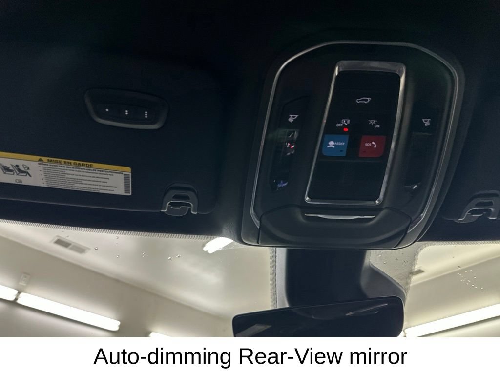 Used 2022 Jeep Wagoneer Series II AWD/4WD image 53