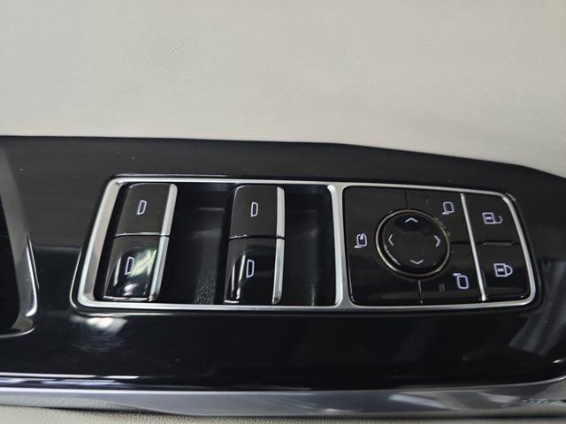 Certified 2025 Cadillac Escalade Sport Platinum w/ LPO, ONYX Package image 29