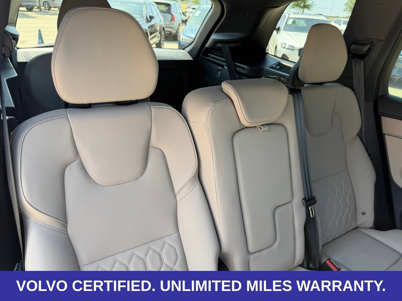 Certified 2026 Volvo XC90 B6 Plus w/ Protection Package Premier AWD/4WD image 33