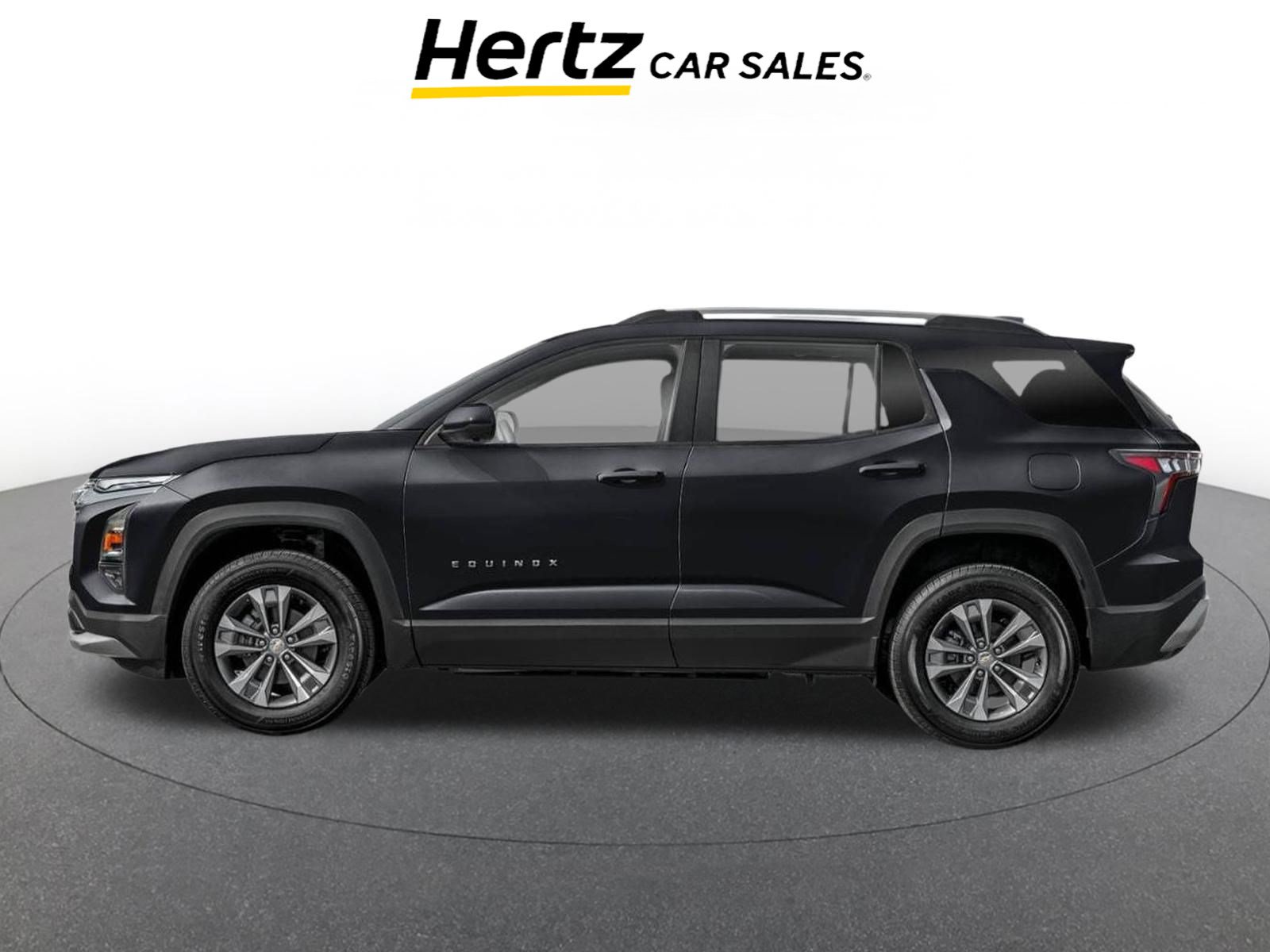 Used 2025 Chevrolet Equinox LT FWD image 3