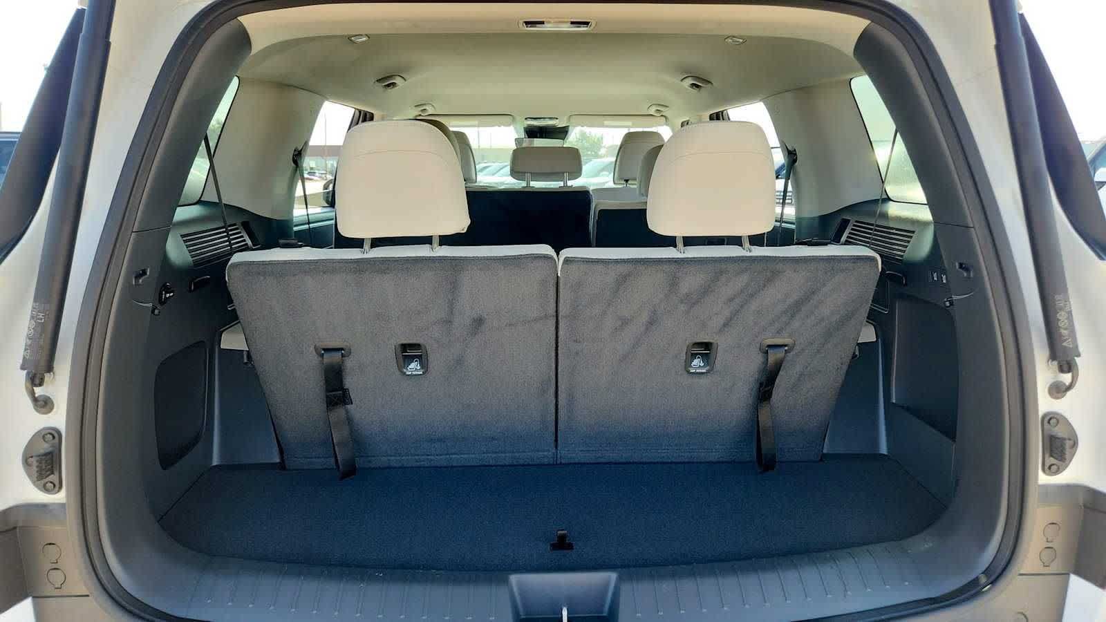 Certified 2025 Hyundai Santa Fe SE FWD image 27