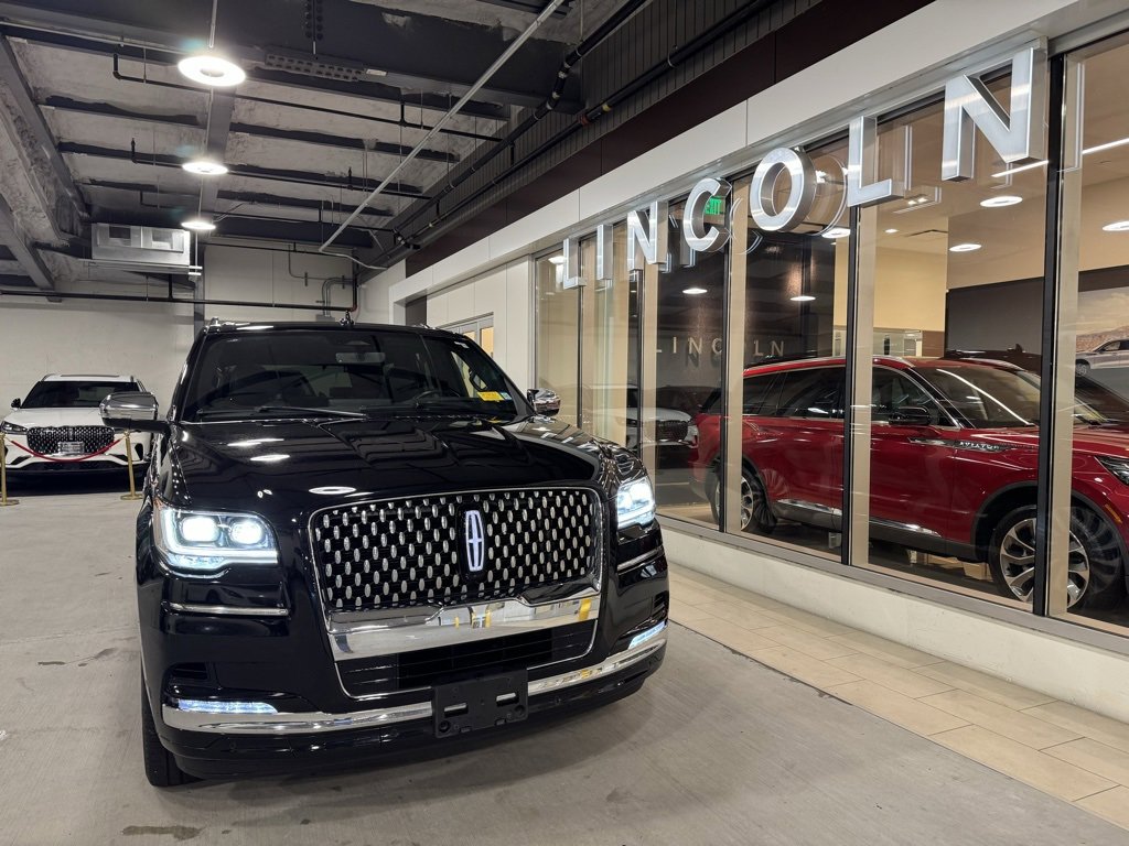 Certified 2023 Lincoln Navigator Black Label