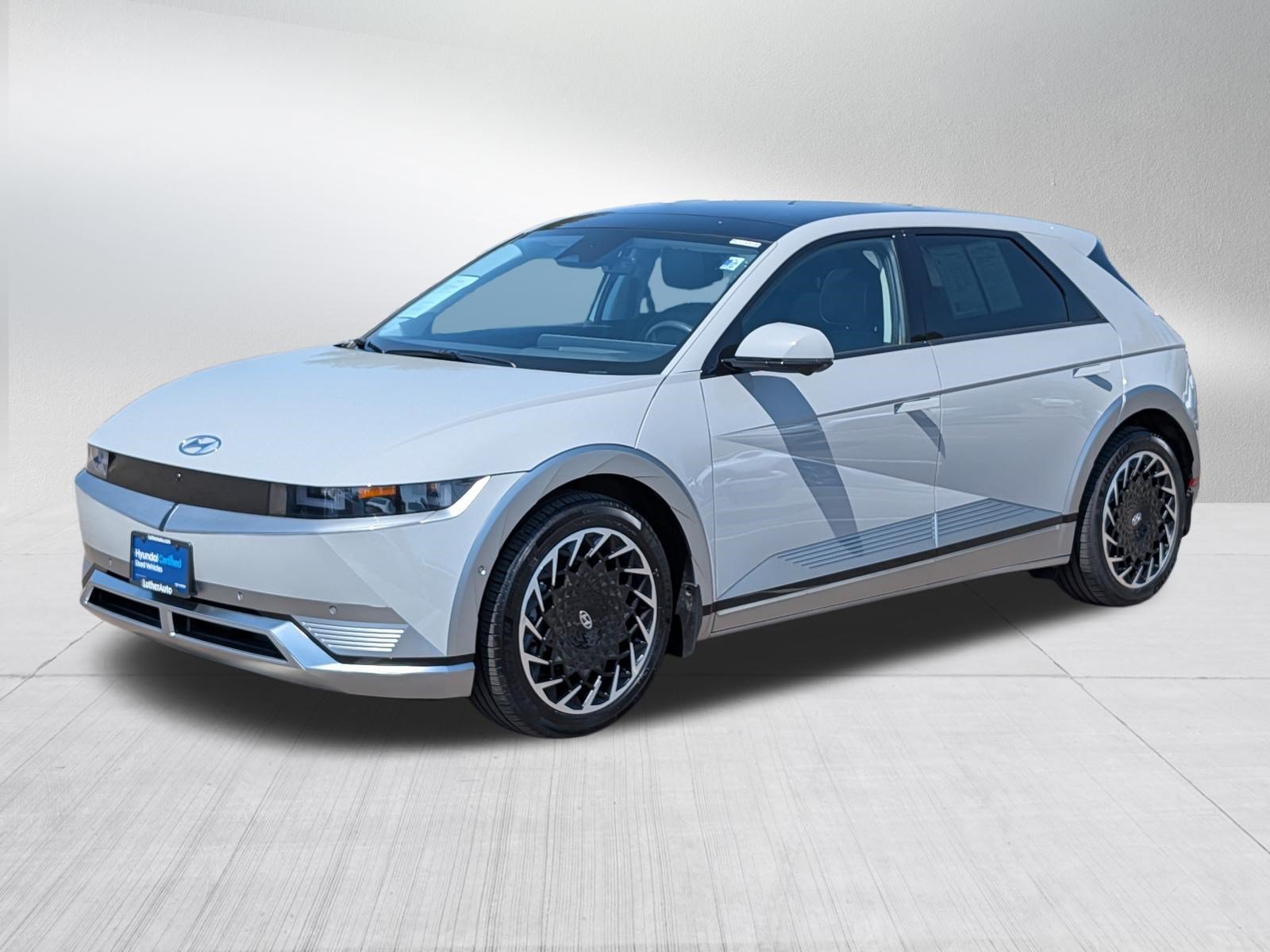 Certified 2023 Hyundai Ioniq 5 Limited AWD/4WD image 3