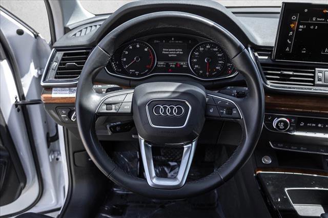 Used 2023 Audi Q5 2.0T Premium w/ Convenience Package AWD/4WD image 13