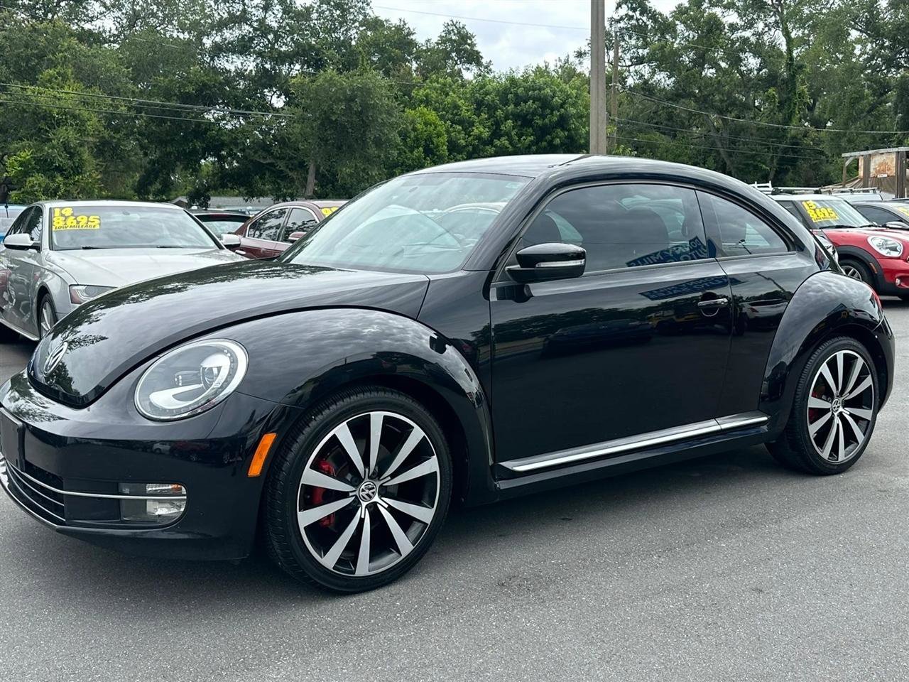 Used 2012 Volkswagen Beetle 2.0T FWD image 11