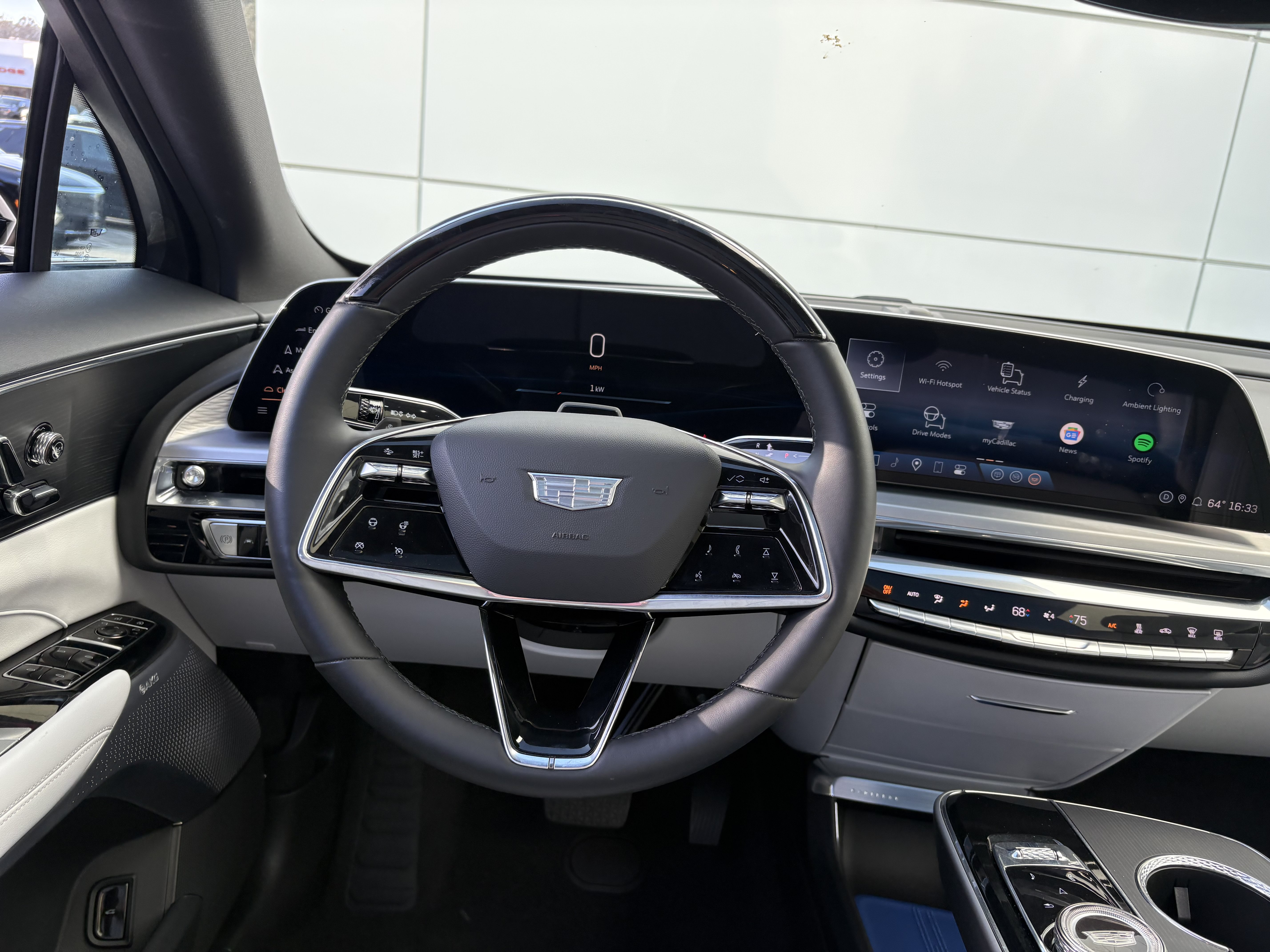 Used 2024 Cadillac Lyriq Sport AWD/4WD image 16