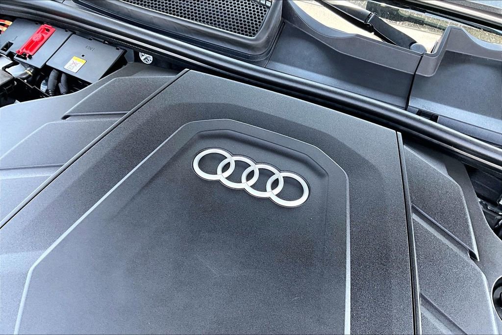 Used 2023 Audi Q8 Premium Plus w/ Premium Plus Package image 42