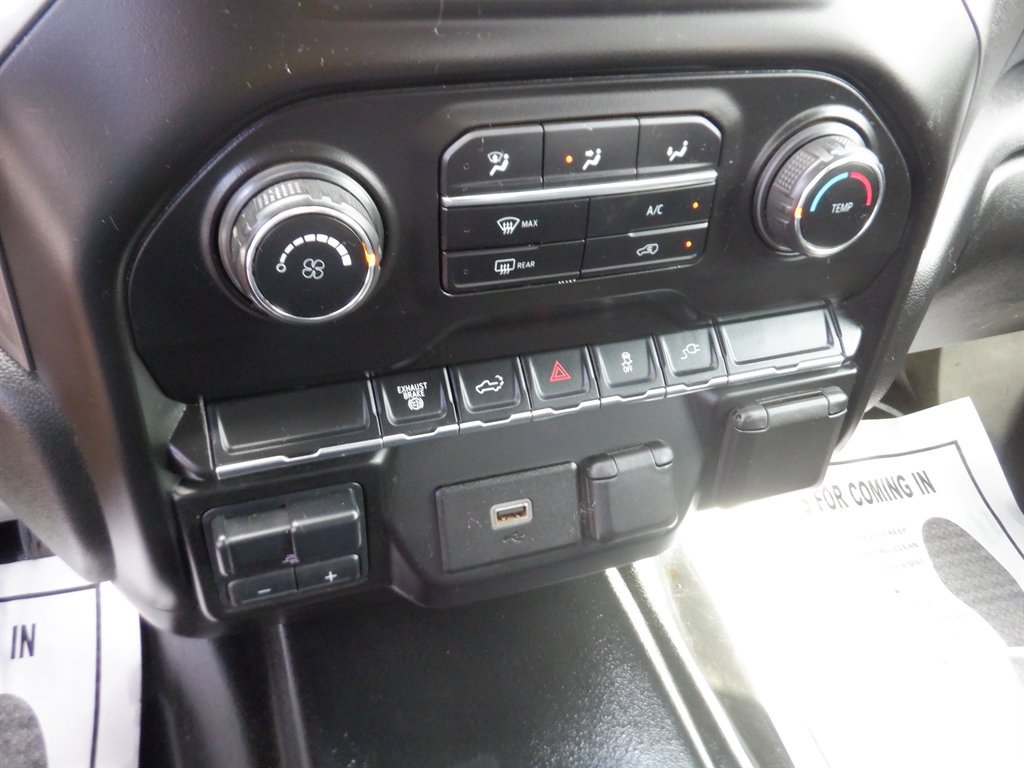 Used 2020 Chevrolet Silverado 3500 W/T w/ Gooseneck/5TH Wheel Package AWD/4WD image 15