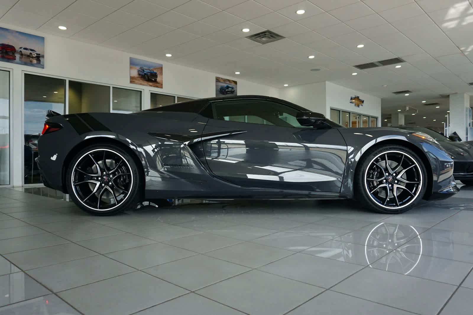 New 2027 Chevrolet Corvette Grand Sport w/ Stealth Interior Trim Package RWD image 2