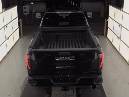 Used 2024 GMC Sierra 3500 Denali image 6