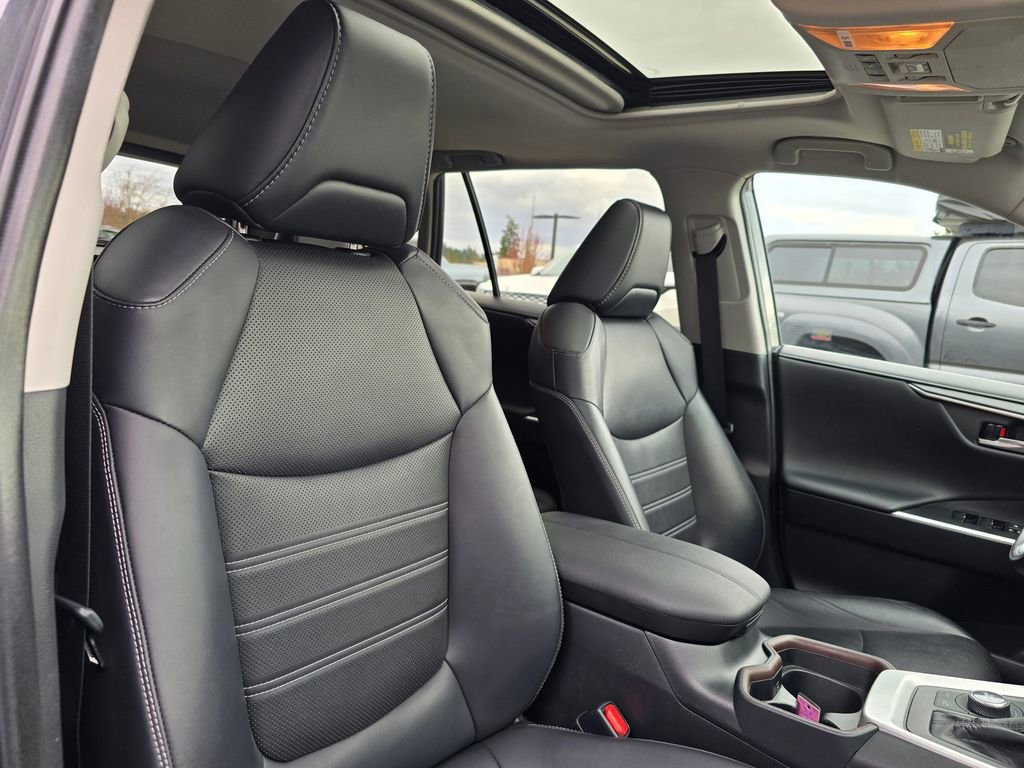 Used 2020 Toyota RAV4 Limited w/ Limited Grade Weather Package image 43