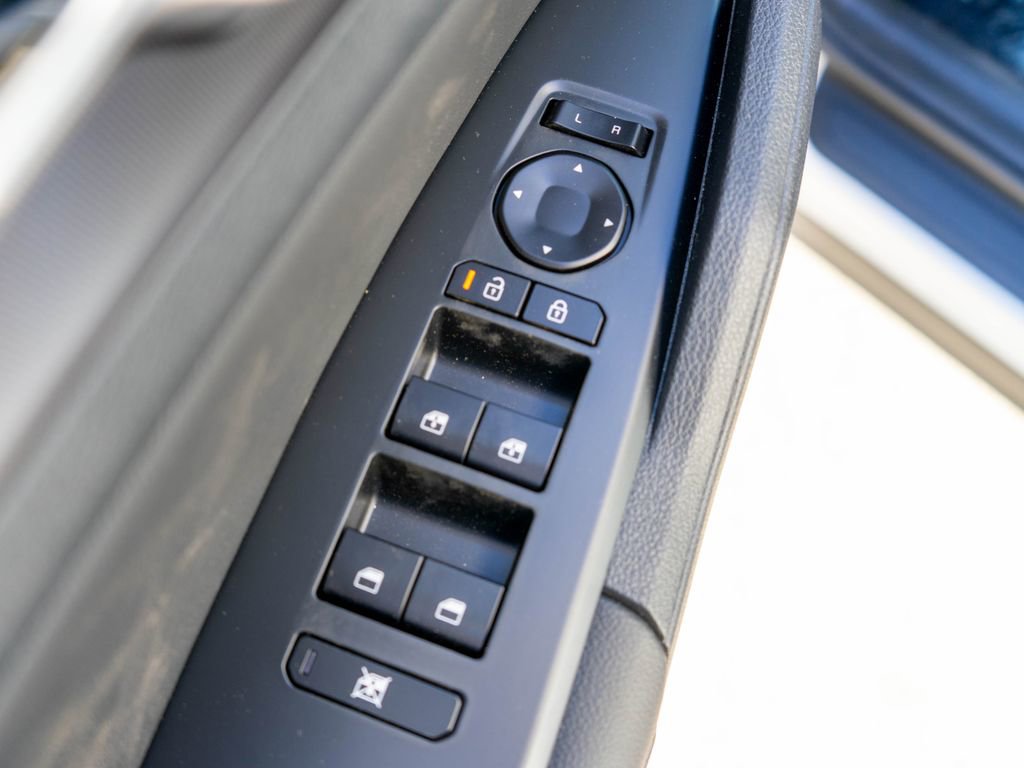 New 2026 Kia Sportage EX AWD/4WD image 16