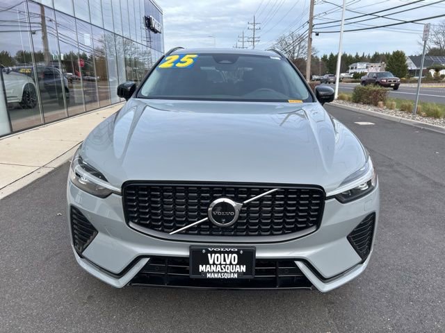 Certified 2025 Volvo XC60 B5 Plus image 7