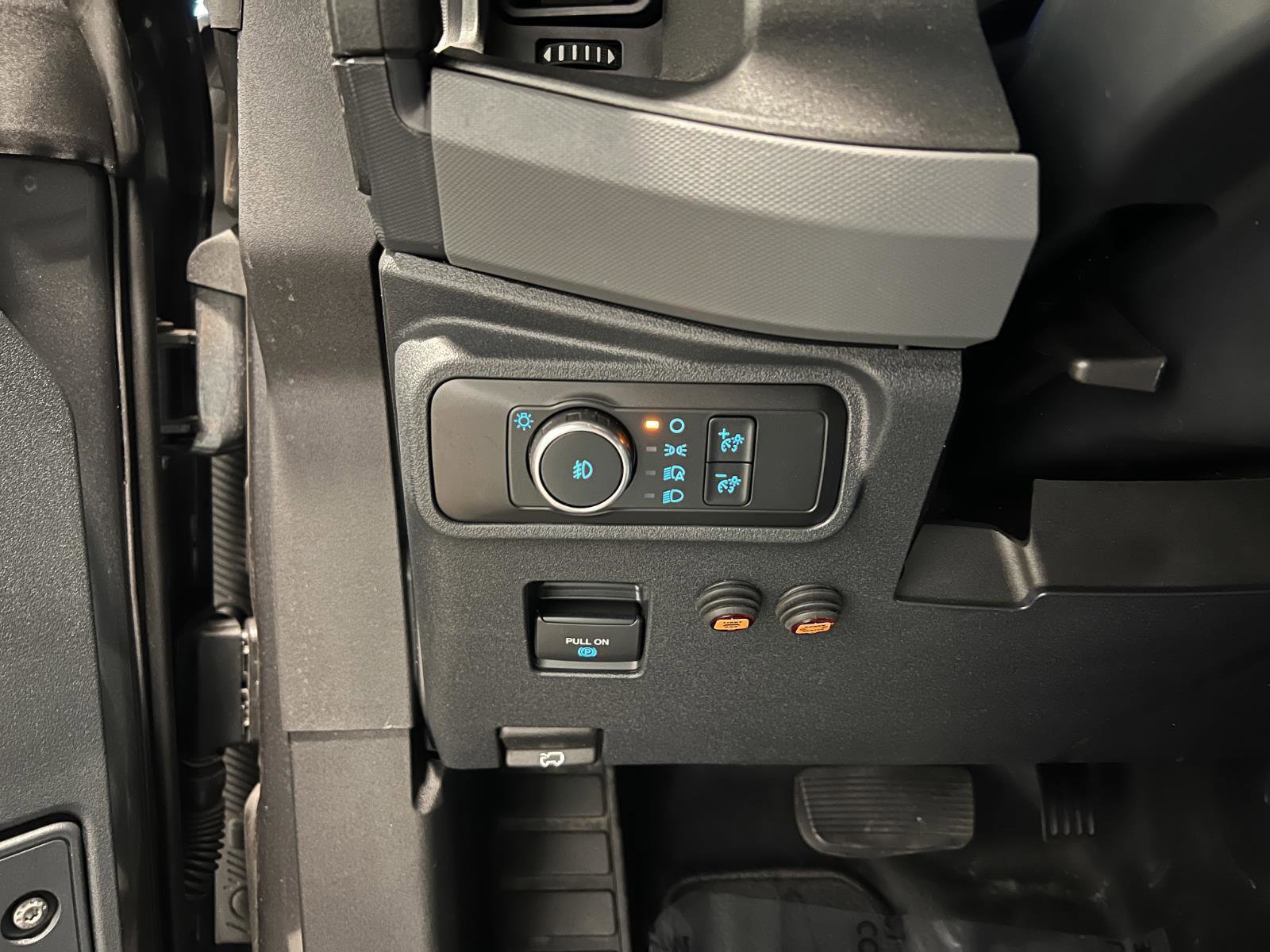 Used 2024 Ford Bronco Big Bend image 15