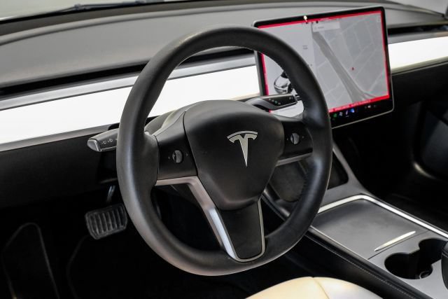 Used 2021 Tesla Model 3 Standard Range Plus RWD image 19