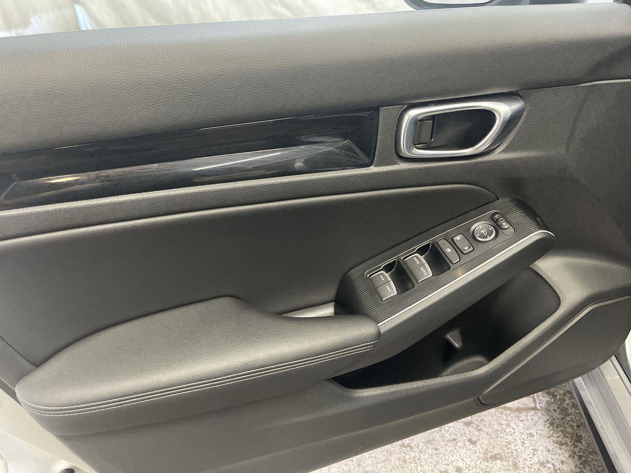 Certified 2025 Honda Civic Sport Touring image 13